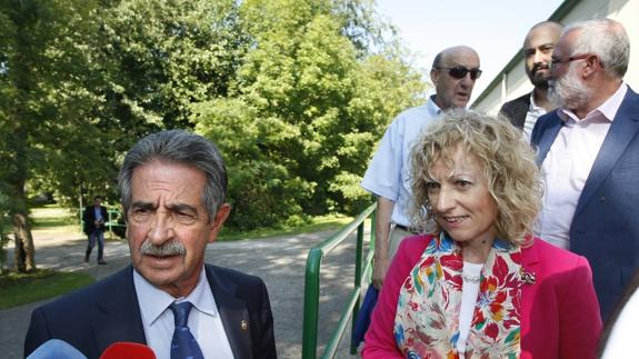 Revilla plantea una reunión de las comunidades autónomas "al margen del Gobierno"