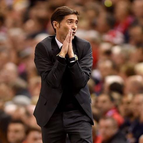 La Federación impide a Marcelino entrenar al Valencia