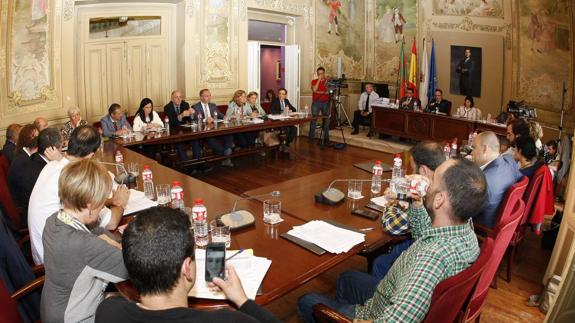 Los concejales no podrán recibir regalos valorados en más de 20 euros