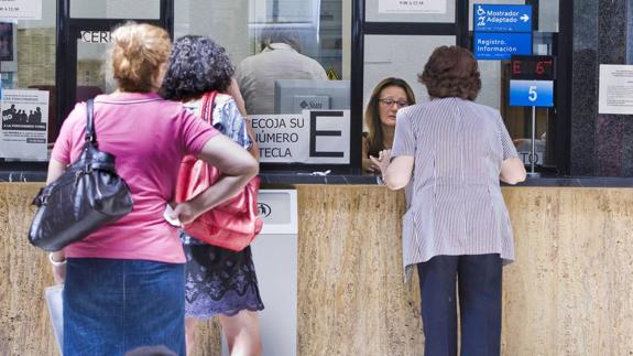 69 maneras de no hacer cola en Santander