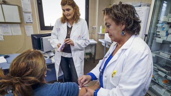 La campaña de vacunación contra la gripe en Cantabria comenzará el 20 de octubre