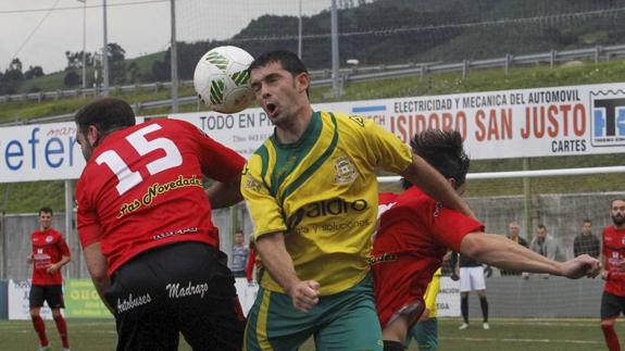 El Laredo gana por la mínima en Tanos