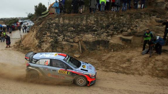 Sordo lidera el Rally de Cataluña