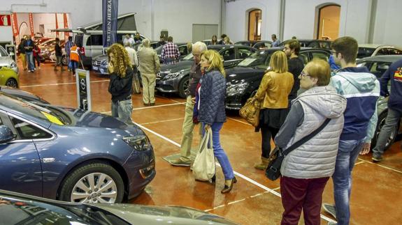 La feria del motor de Torrelavega se clausura sin cumplir las expectativas