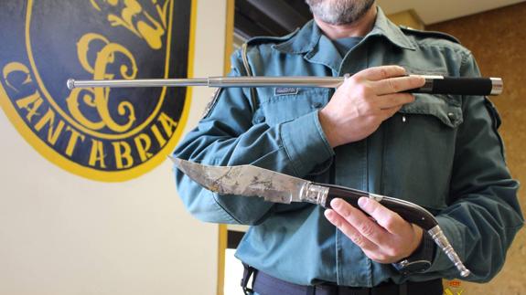 26 denuncias por drogas y posesión de armas en Guarnizo, Astillero y Soto de la Marina