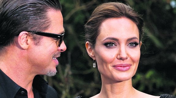 Angelina se plantea ahora dar marcha atrás al divorcio