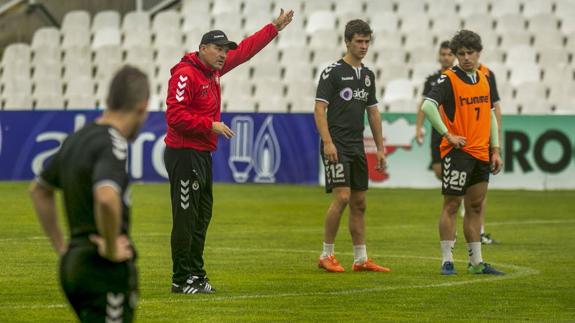 Viadero: "Frente al Leonesa, el Racing dio un golpe de autoridad"