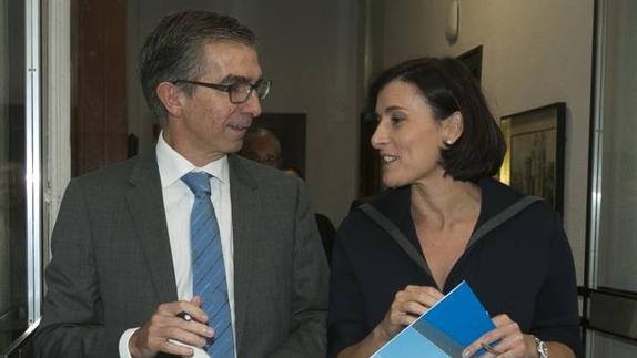 El pleno de Santander toma conocimiento de renuncia de De la Serna