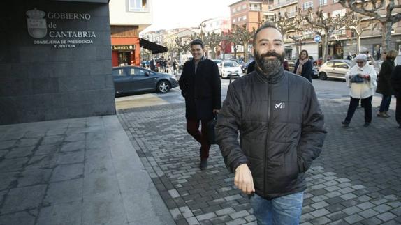 El concejal de ACPT reconoce ahora que Argumosa "es una finca privada"
