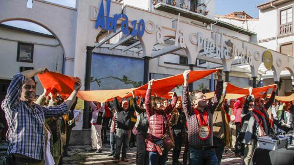 La Puebla Vieja de Laredo se suma al ‘Mannequin Challenge’