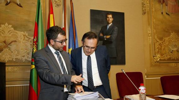 El alcalde de Torrelavega agilizará las intervenciones para evitar los plenos de cinco horas