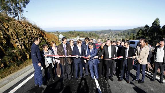Golbardo y Novales mejoran su conexión por carretera