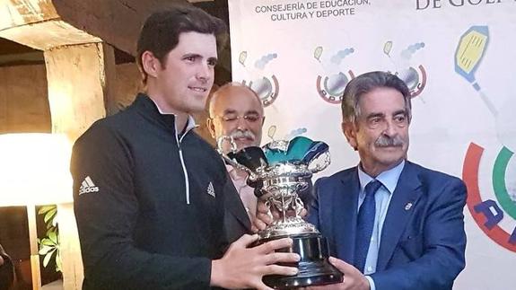 Ignacio Elvira gana la Copa Presidente