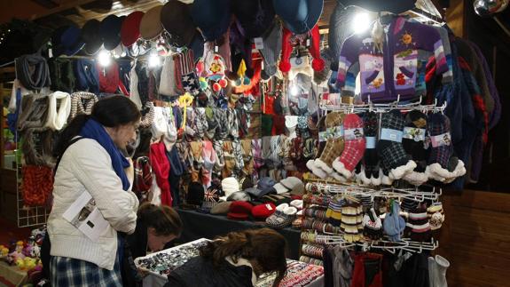 Los vendedores del mercadillo reclaman compensaciones