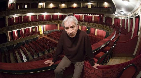 «Si el teatro tiene que despertar conciencias es que somos más tontos de lo que pensamos»