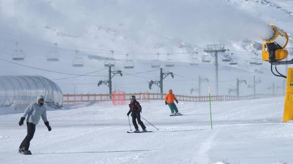 Alto Campoo estrena por fin la temporada y exprime sus cañones