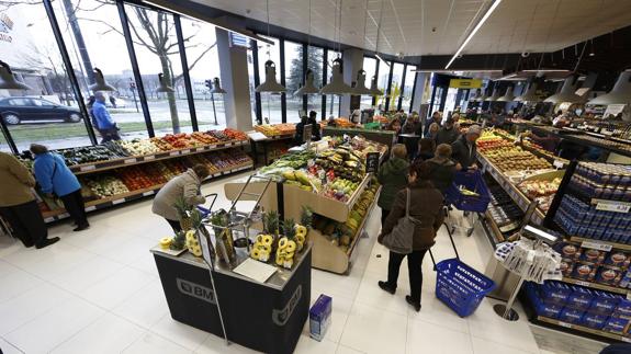 Uvesco creará cien empleos este año al abrir nueve supermercados BM