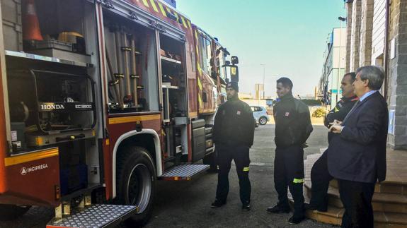 Una nueva avería deja a los bomberos de Castro sin vehículo autoescala