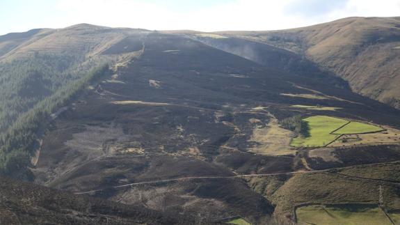 Extinguidos todos los incendios forestales registrados en Cantabria