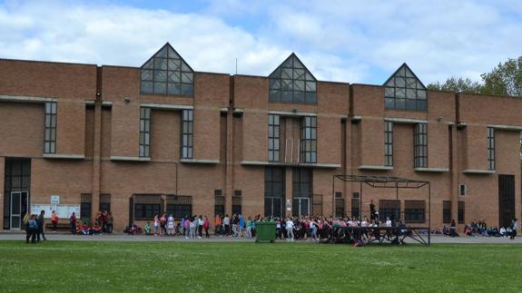 El pabellón de deportes de Los Corrales de Buelna, libre de legionella