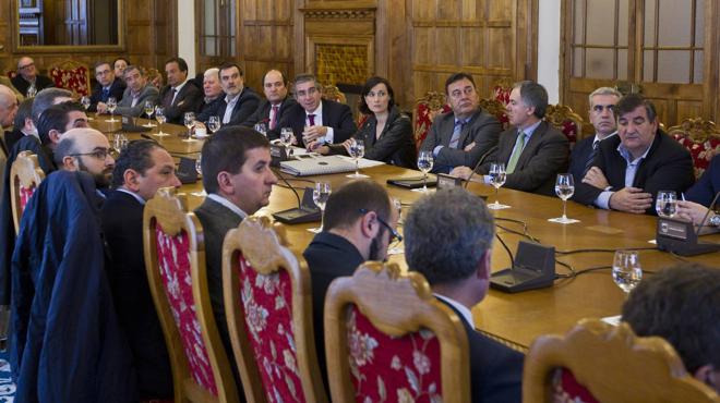Gema Igual anuncia a los constructores inversiones por 40 millones