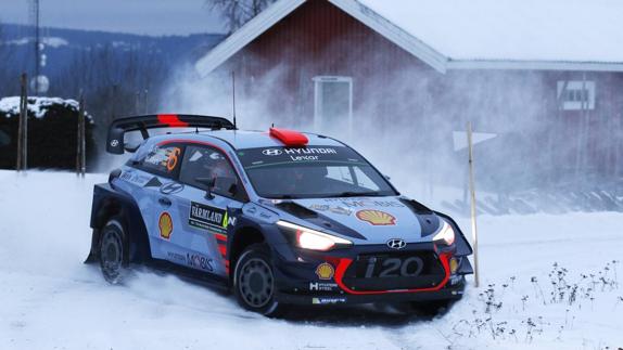 Sordo pierde posiciones en el Rally de Suecia