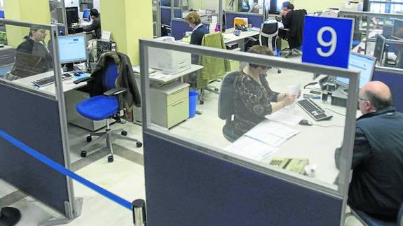 El empleo público se mantiene invariable en Cantabria desde 2008