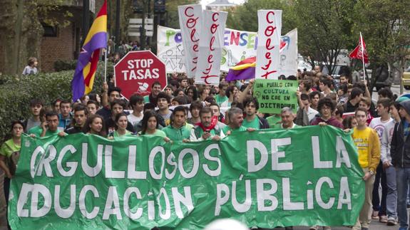 Cantabria se suma a la huelga general de educación del próximo 9 de marzo