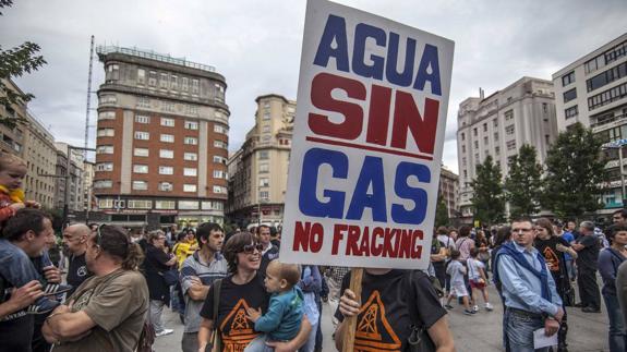 El Gobierno vasco renuncia al fracking para extraer gas en Cantabria