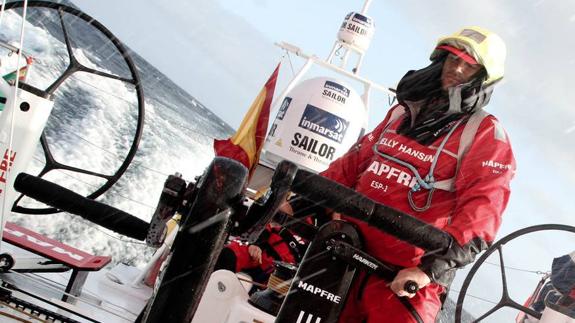 "La presencia de mujeres en los barcos de la Volvo será muy positiva"