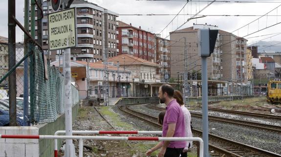 El PP pide que Cantabria y Torrelavega paguen la mitad del coste del soterramiento de Feve