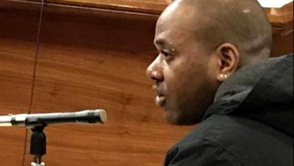 Siete años de cárcel por apuñalar a dos hombres en una discoteca de Torrelavega