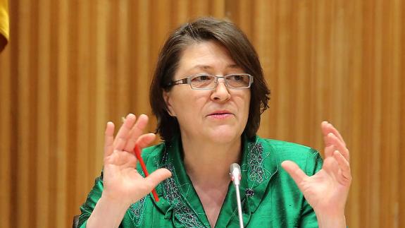 Bruselas advierte de que España no se librará de la multa por la estiba, que crece día tras día