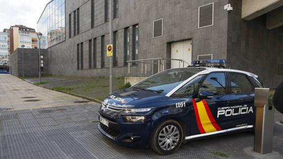 El juez envía a prisión al detenido por el apuñalamiento de Torrelavega