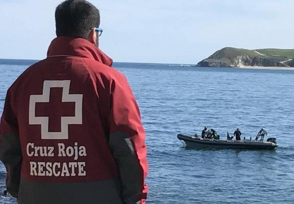 Finaliza otro días sin resultados la búsqueda del hombre que cayó al mar en San Vicente