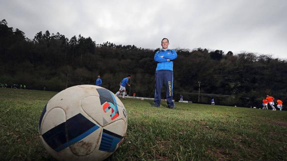 "Las instalaciones del campo amenazan ruina"