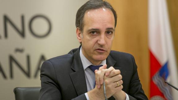 Samuel Ruiz dice que "el compromiso del Estado con Valdecilla es firme"