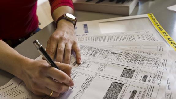 Hacienda devolverá a los cántabros una media de 788 euros