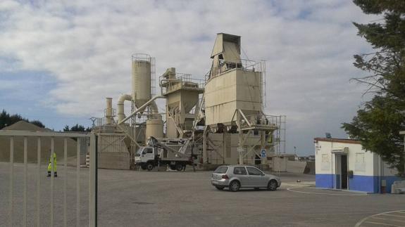 La justicia avala la legalidad de la planta de asfaltado de Copsesa en Igollo