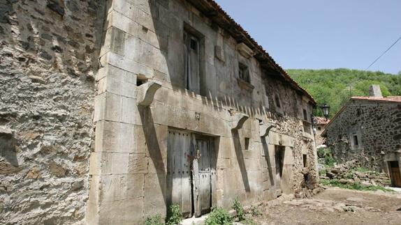 Cultura inicia los trámites para declarar Bien de Interés Cultural la localidad de Tresabuela