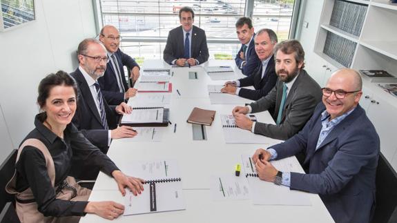 Juan Parés, TedCas y Faed se alzan con el premio 'Emprendedores Cantabria'