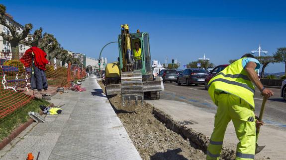 Las obras del Metro-TUS llegan al Paseo de Pereda y transforman el bulevar