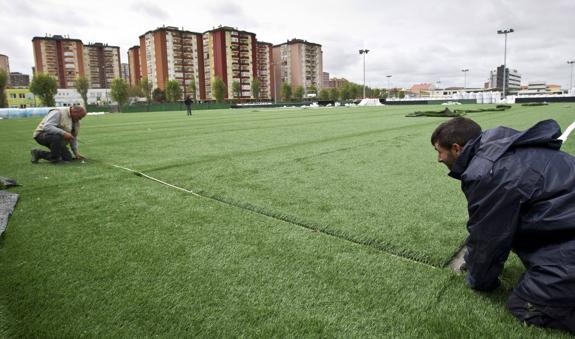 Alfombra verde para la cantera
