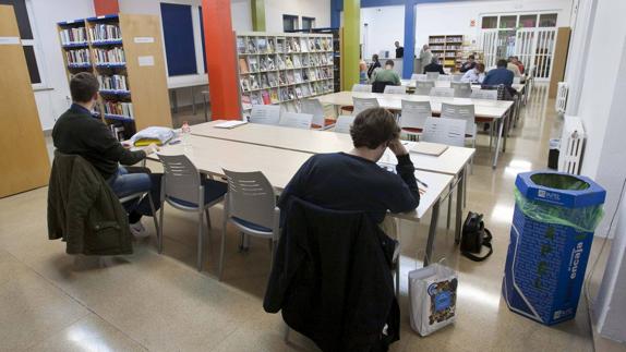 IU reclama más presupuesto para las bibliotecas municipales de Santander