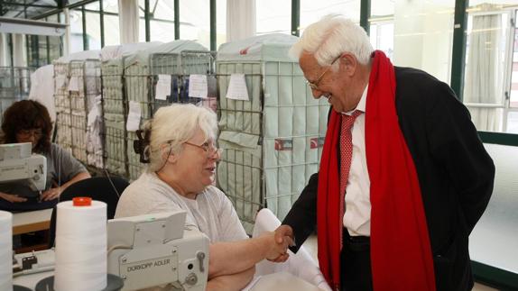 El Padre Ángel y Amica unen fuerzas