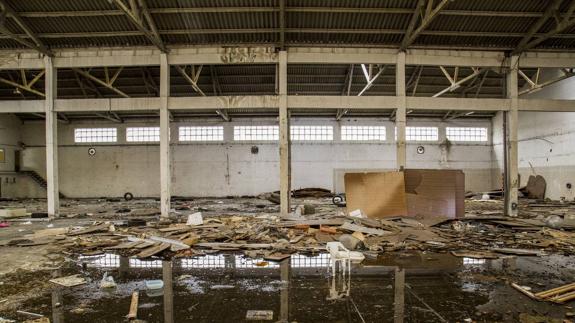 «Este polígono está destrozado, hay empresas que no se atreven a venir»