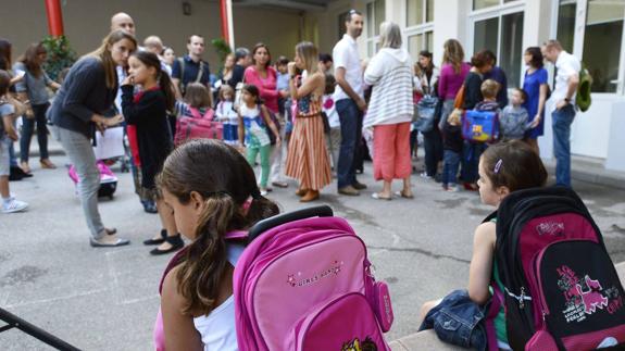 La comunidad educativa de Cantabria se une para sellar un pacto histórico