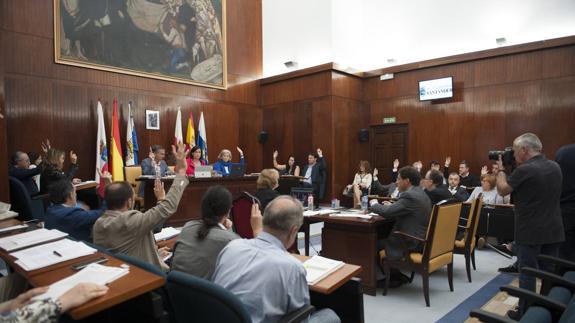 Agrio debate en el pleno a costa de la peatonalización de la calle Cervantes