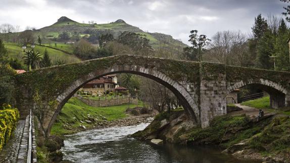 La Federación de Montaña homologa la senda de Las Tetas de Liérganes