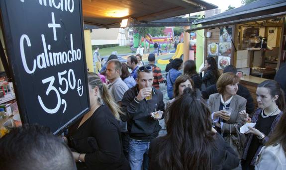 Los hosteleros de Maliaño dan la espalda a las casetas de San Juan